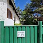 Mandulaag Vendeghaz Holiday home Egerszalok
