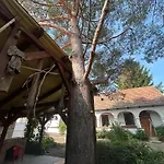 Mandulaag Vendeghaz