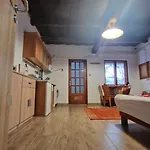 Mandulaag Vendeghaz Egerszalok
