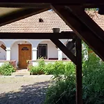 Mandulaag Vendeghaz Holiday home *