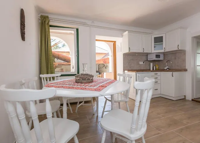 Mandulaag Vendeghaz Vakantiehuis Egerszalók